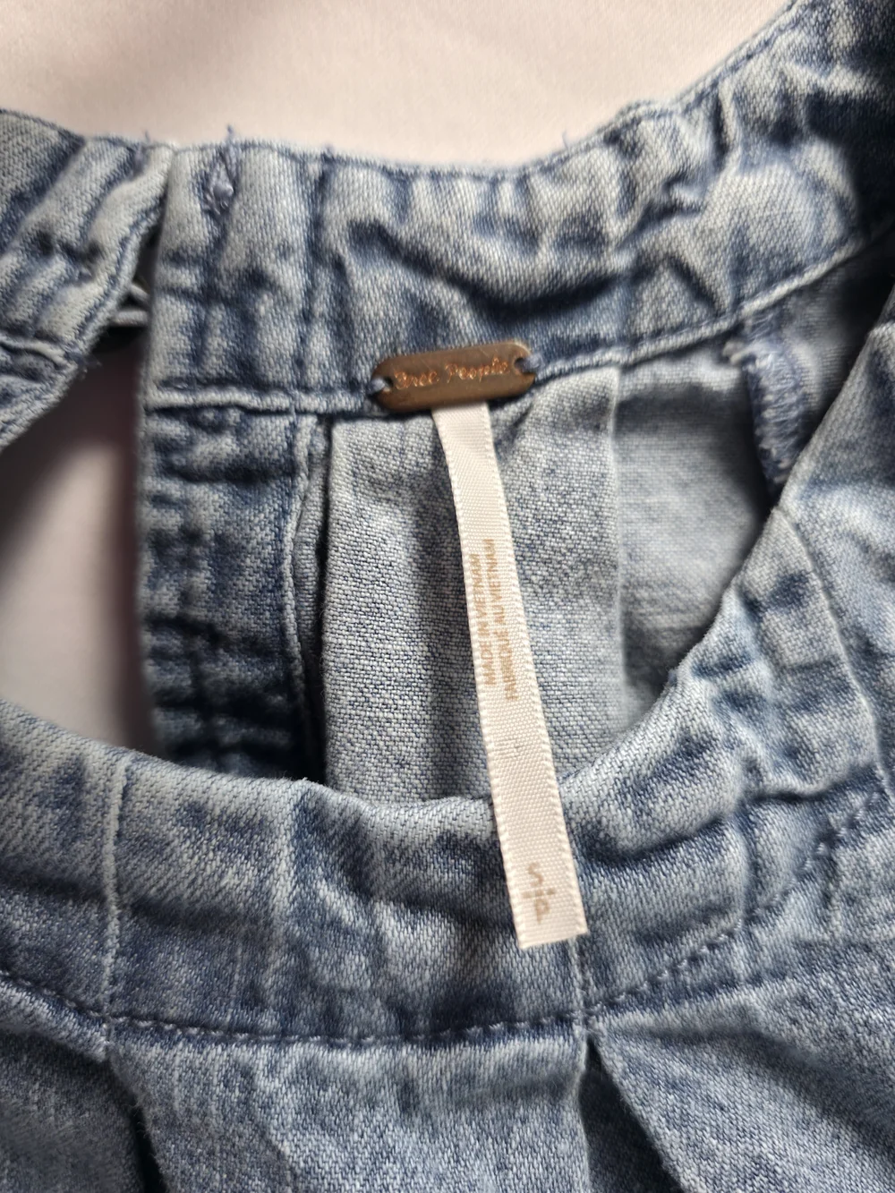 Free People Denim Tunic Dress Womens XS Blue Chambray Oversized Boho Pockets - Picture 12 of 14